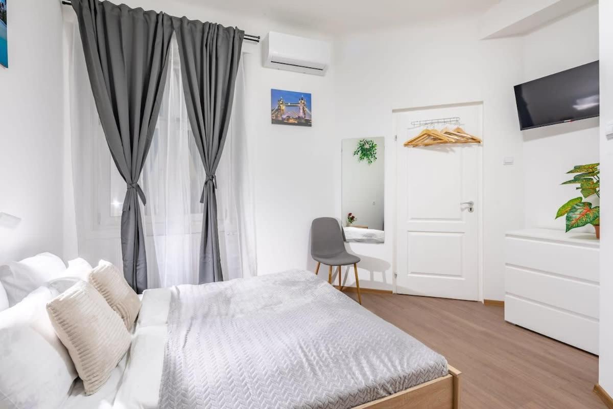 Simple Apartamento